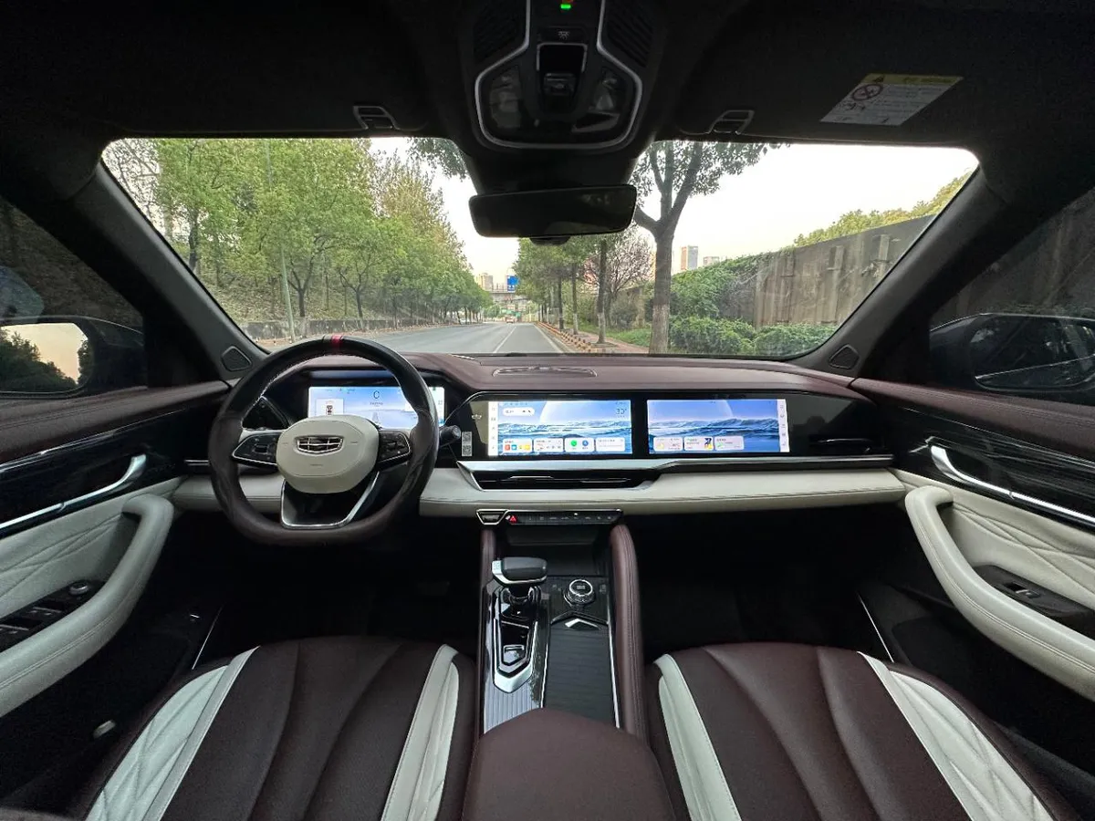 GEELY XINGYUE L PREMIUM 2021