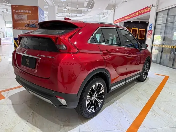 MITSUBISHI ECLIPSE CROSS 2022