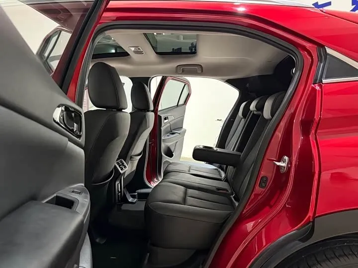 MITSUBISHI ECLIPSE CROSS 2022