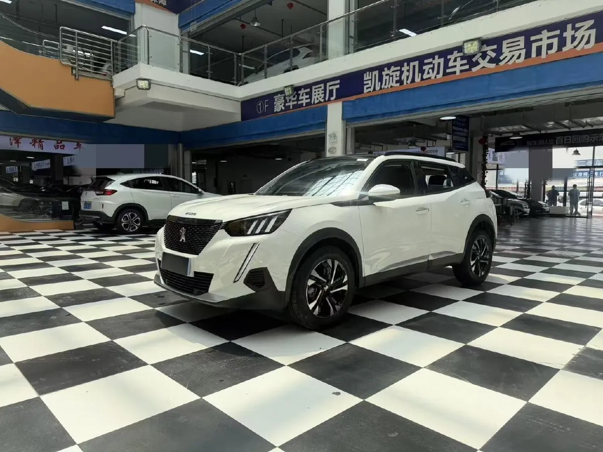 PEUGEOT 2008 2022