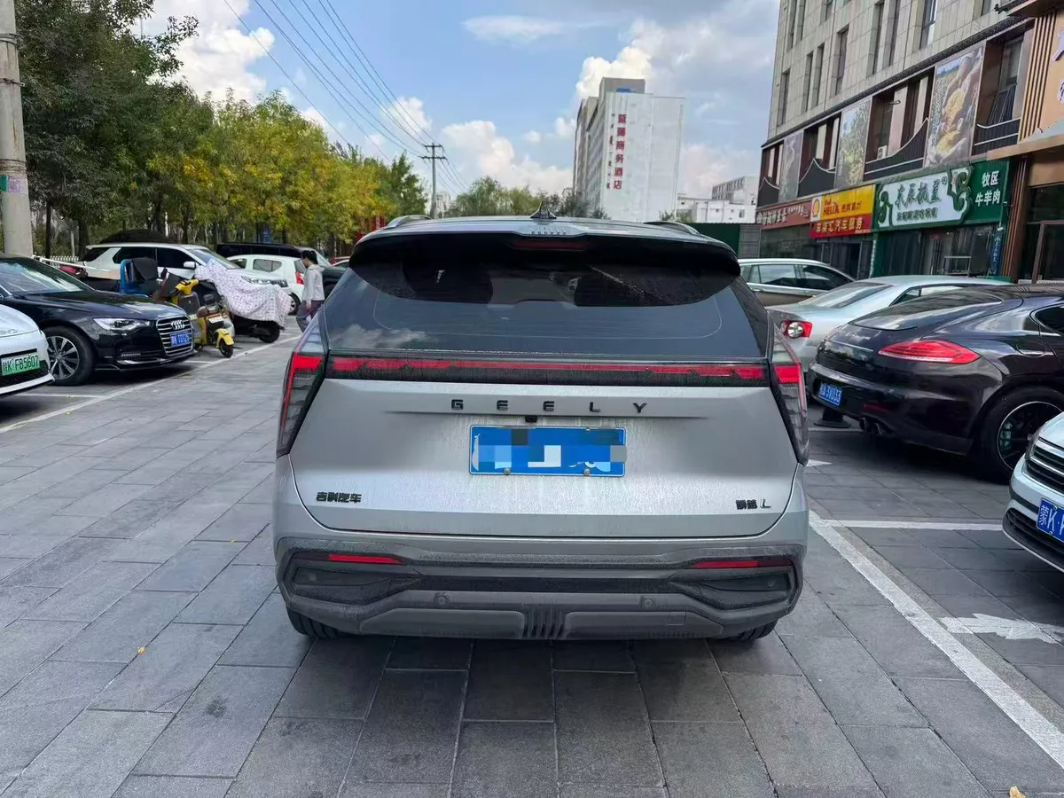 GEELY BOYUE L PREMIUM 2023