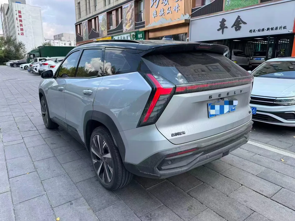 GEELY BOYUE L PREMIUM 2023