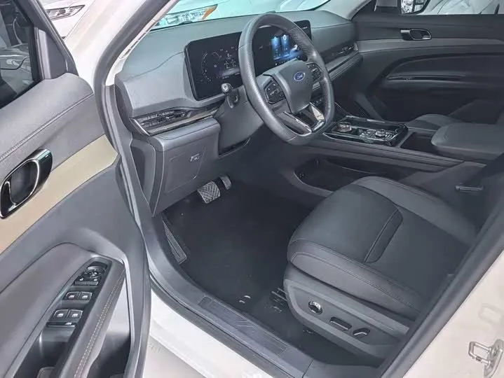 FORD EQUATOR SPORT 2023