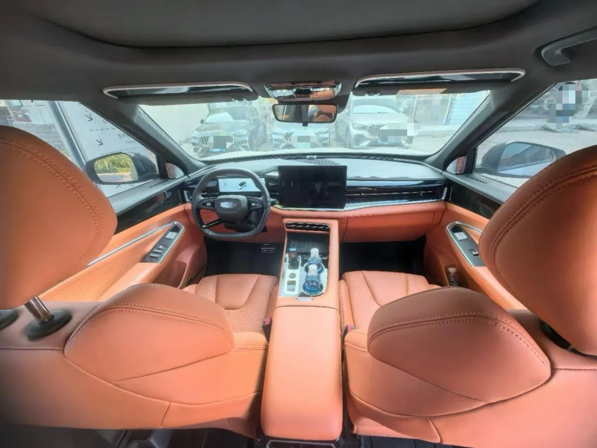 GEELY BOYUE BELOVED 2025
