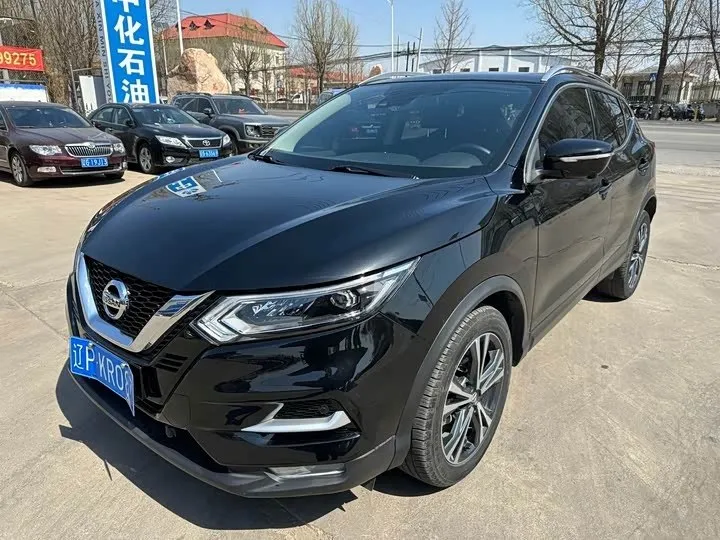 NISSAN QASHQAI LUXURY 2021