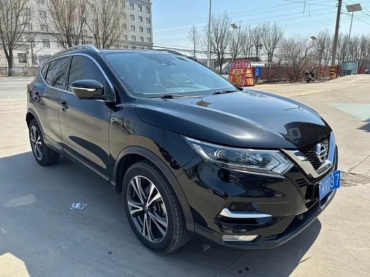 NISSAN QASHQAI LUXURY 2021