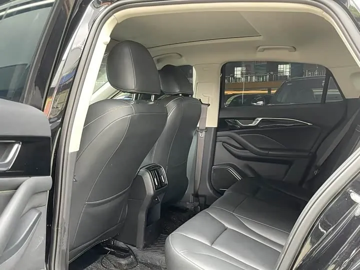 BESTUNE B70 2023