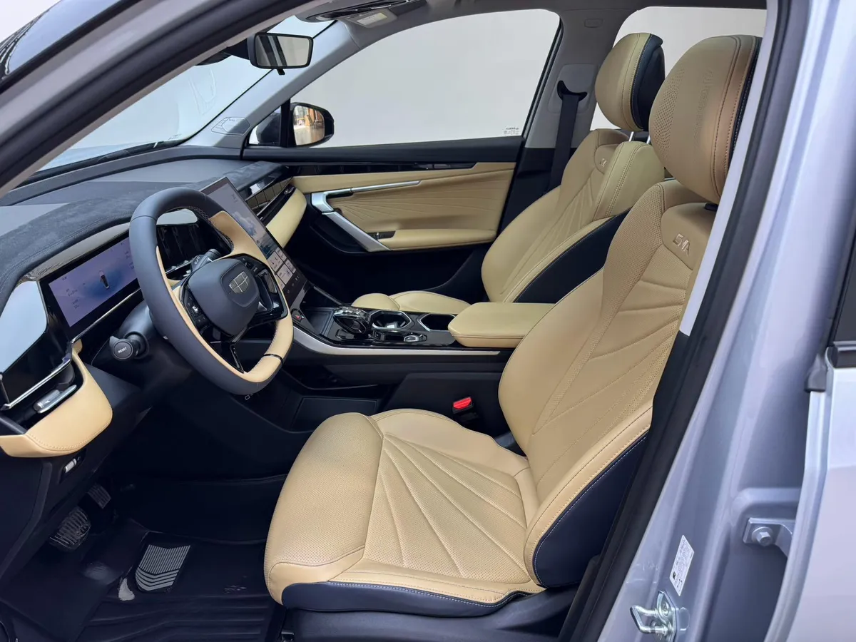 GEELY BOYUE L PREMIUM 2023