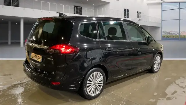 OPEL ZAFIRA C 2016