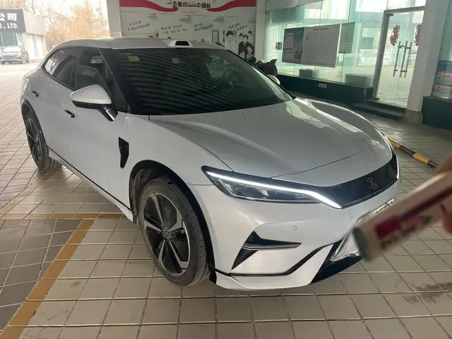 BYD SONG L 662KM 2025