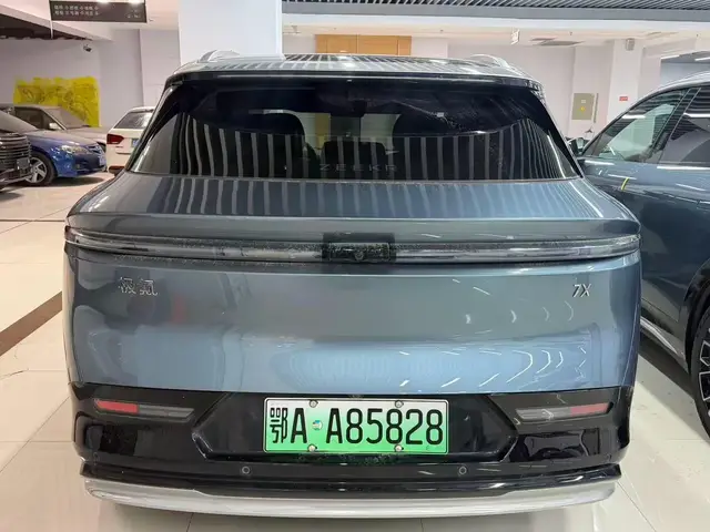 ZEEKR 7X 2025