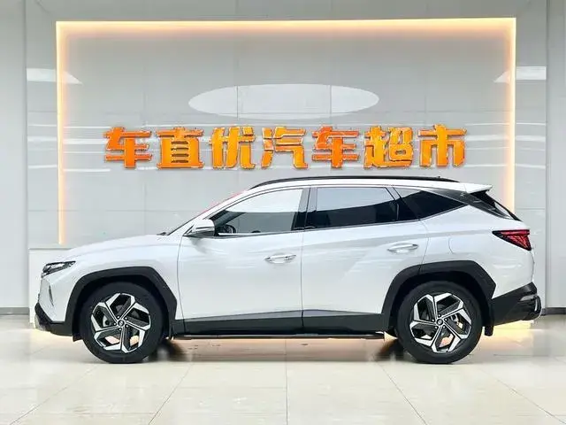 HYUNDAI TUCSON L 1 2022