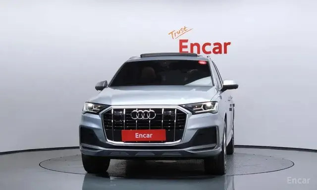 AUDI Q7 2022