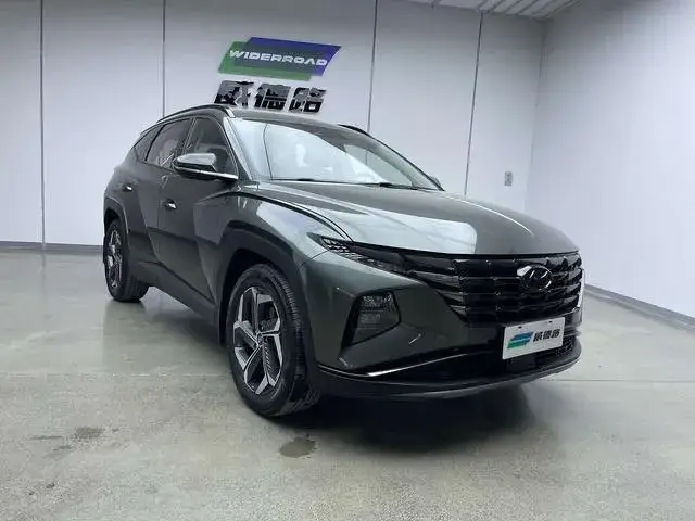 HYUNDAI TUCSON 2023