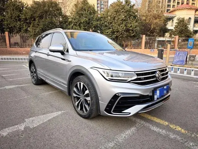 VOLKSWAGEN TIGUAN L 2022