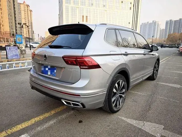 VOLKSWAGEN TIGUAN L 2022