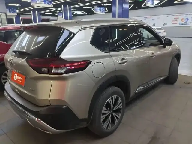 NISSAN X-TRAIL 2021