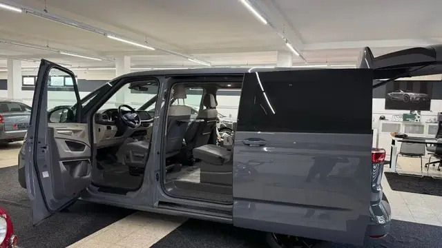 VOLKSWAGEN MULTIVAN T7 2022