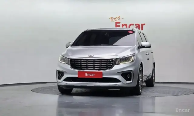 KIA CARNIVAL 9-SEATER PRESTIGE 2018