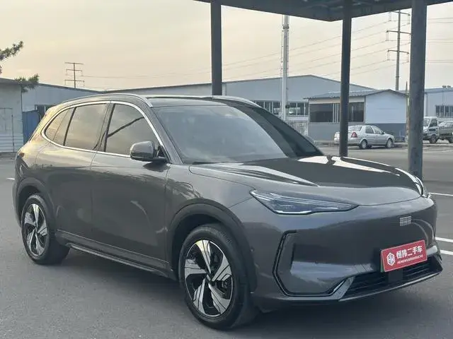 GEELY GALAXY E5 2024