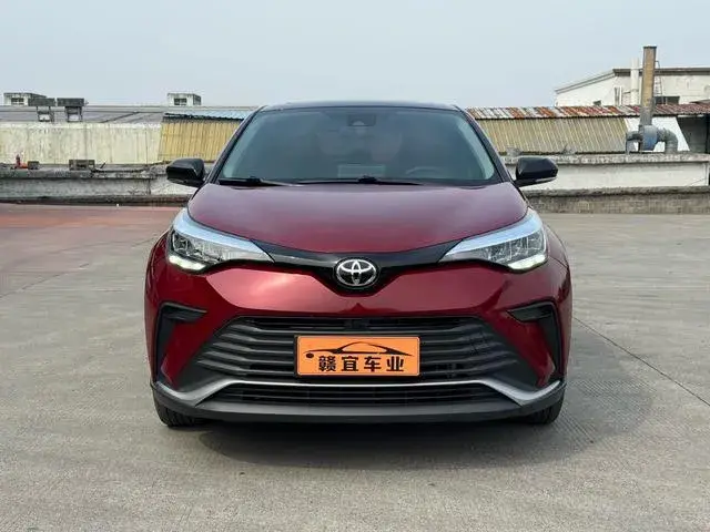 TOYOTA IZOA 2022