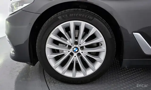 BMW 520 2018