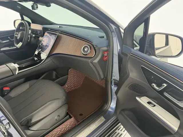 MERCEDES-BENZ EQE SUV 350 4MATIC 2023