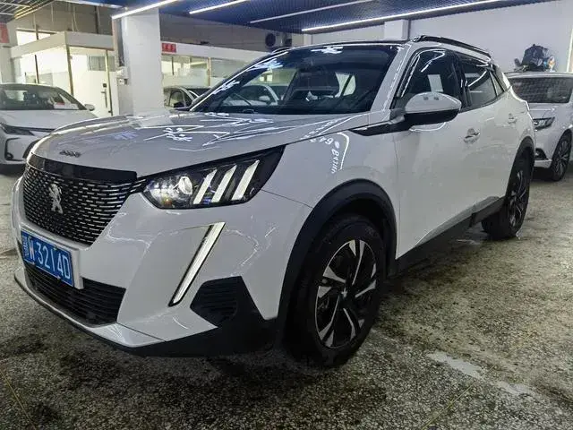 PEUGEOT 2008 2022