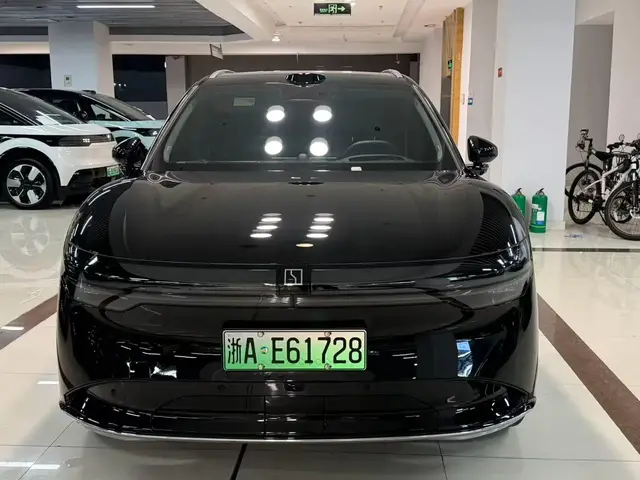 ZEEKR 7X LONG-RANGE 4WD INTELLIGENT 2025