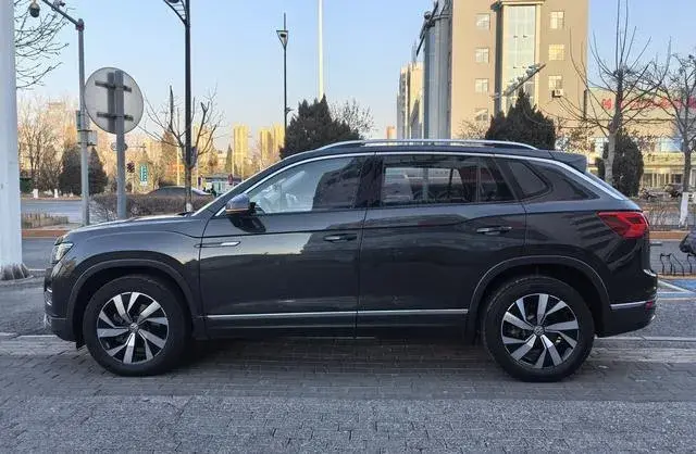 VOLKSWAGEN TAYRON 330TSI 2WD LUXURY 2021