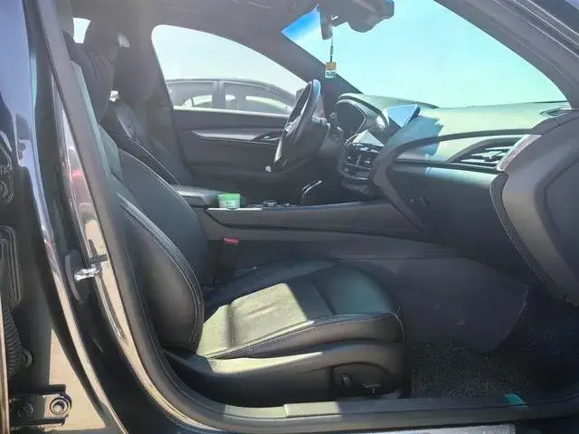 CADILLAC CT5 28T LUXURY STANDARD 2022