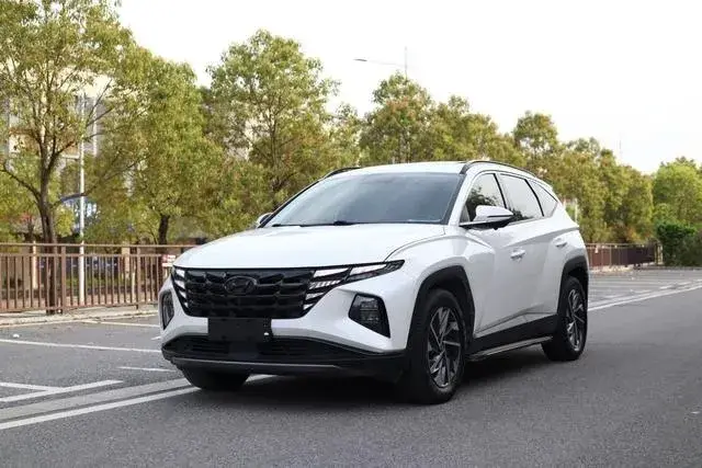 HYUNDAI TUCSON L 1 2022