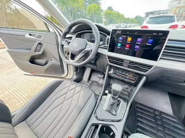 VOLKSWAGEN TIGUAN L 330TSI 2WD 2023