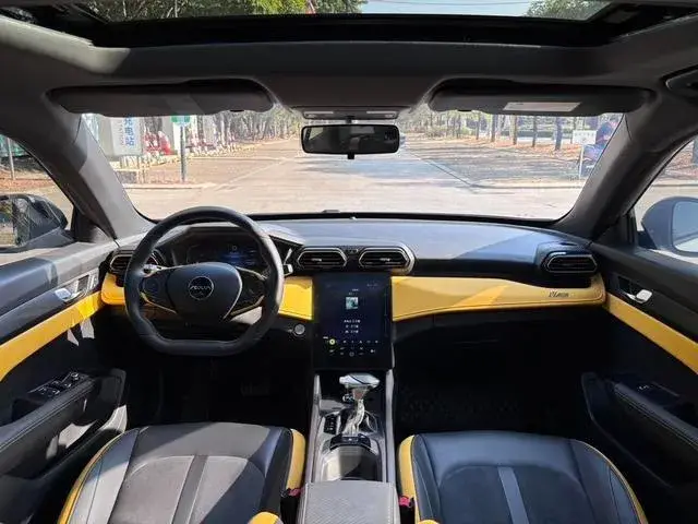 DONGFENG AEOLUS SHINE 2023