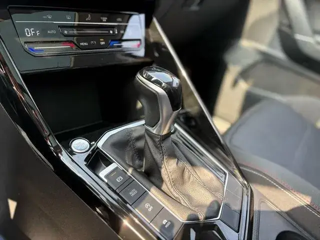 VOLKSWAGEN TAYRON 330TSI 2WD LUXURY 2022