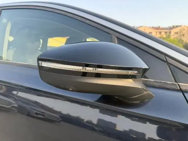 VOLKSWAGEN ID 2024