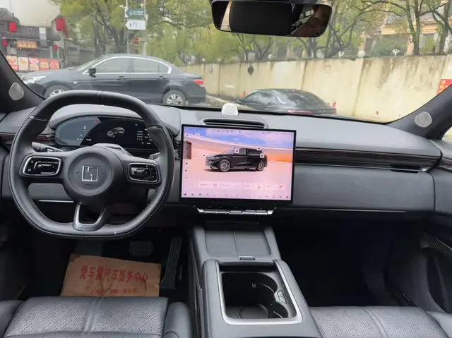 ZEEKR 7X 100KWH LONG-RANGE FOUR-WHEEL 2024