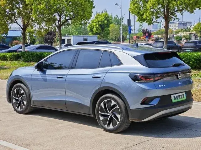 VOLKSWAGEN ID 2025