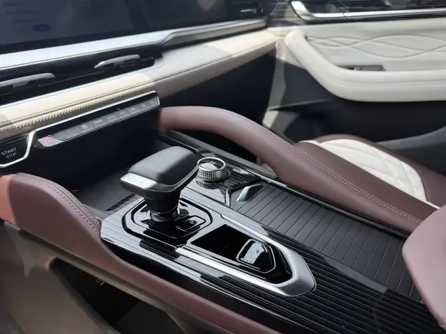 GEELY MONJARO PREMIUM 2022