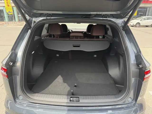 GEELY MONJARO PREMIUM 2022
