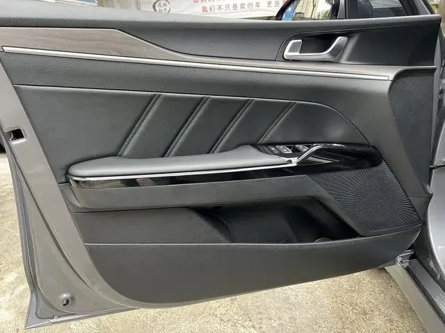 KIA K5 2022