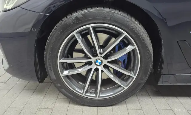 BMW 5 SERIES 2022