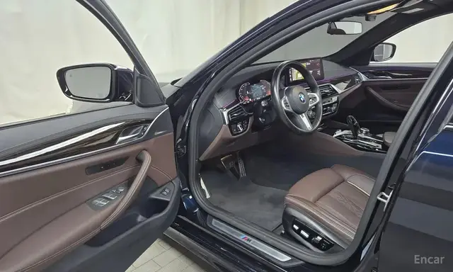 BMW 5 SERIES 2022