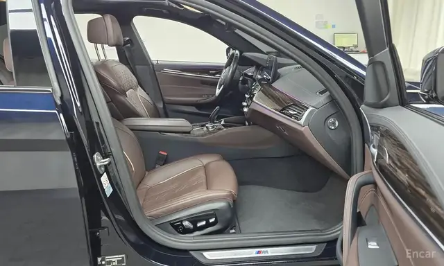 BMW 5 SERIES 2022