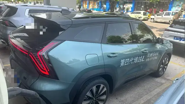 GEELY BOYUE L SPLENDID EDITION 2025