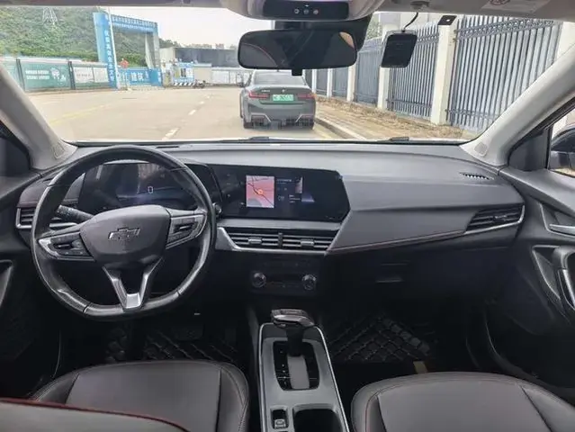 CHEVROLET TRAX RS 1 2023