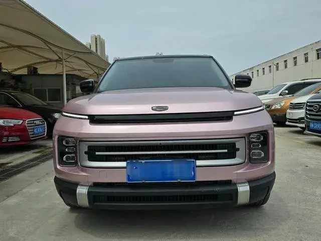 GEELY ICON 2023