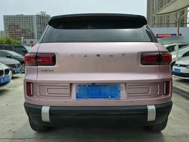 GEELY ICON 2023