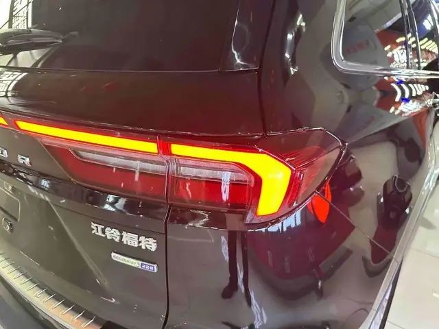 FORD EQUATOR 2021