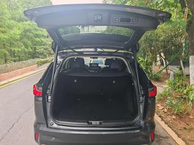 HONDA BREEZE PREMIUM 2023